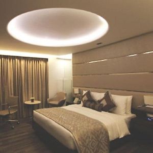 Colony Premium Room